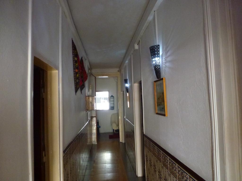 Hospedaria D. Damelio Lisabona Exterior foto